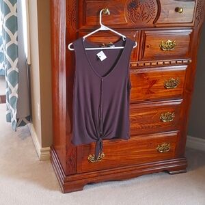 NWT Queen Bees Sleeveless Gray Waffle Knit. with Waist Tie Size XL